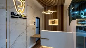 Kaunter penyambut tetamu Klinik Gigi Dentalwise Care